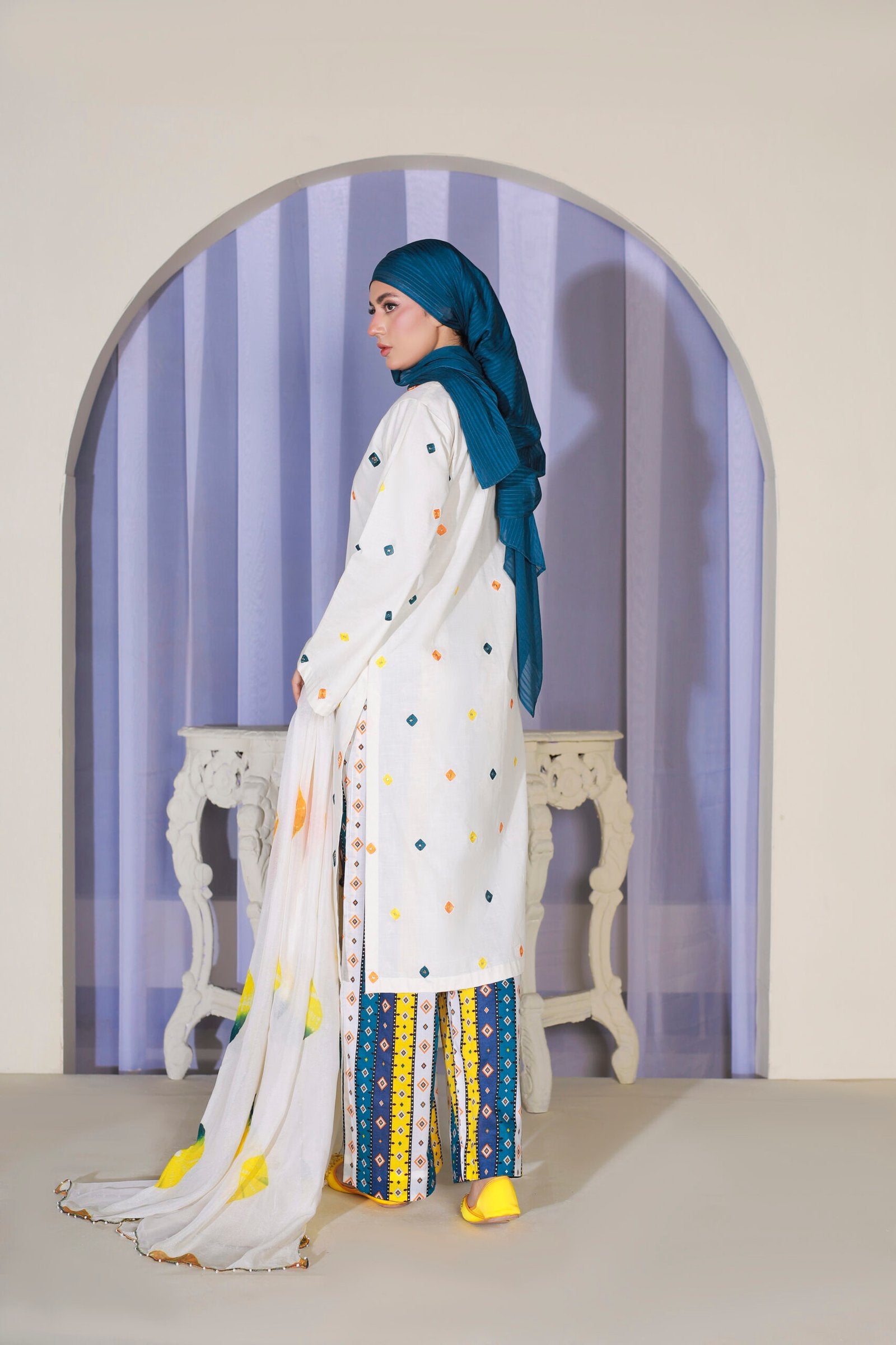 Off-White Lawn 3PC Suit with Printed Trouser & Dupatta