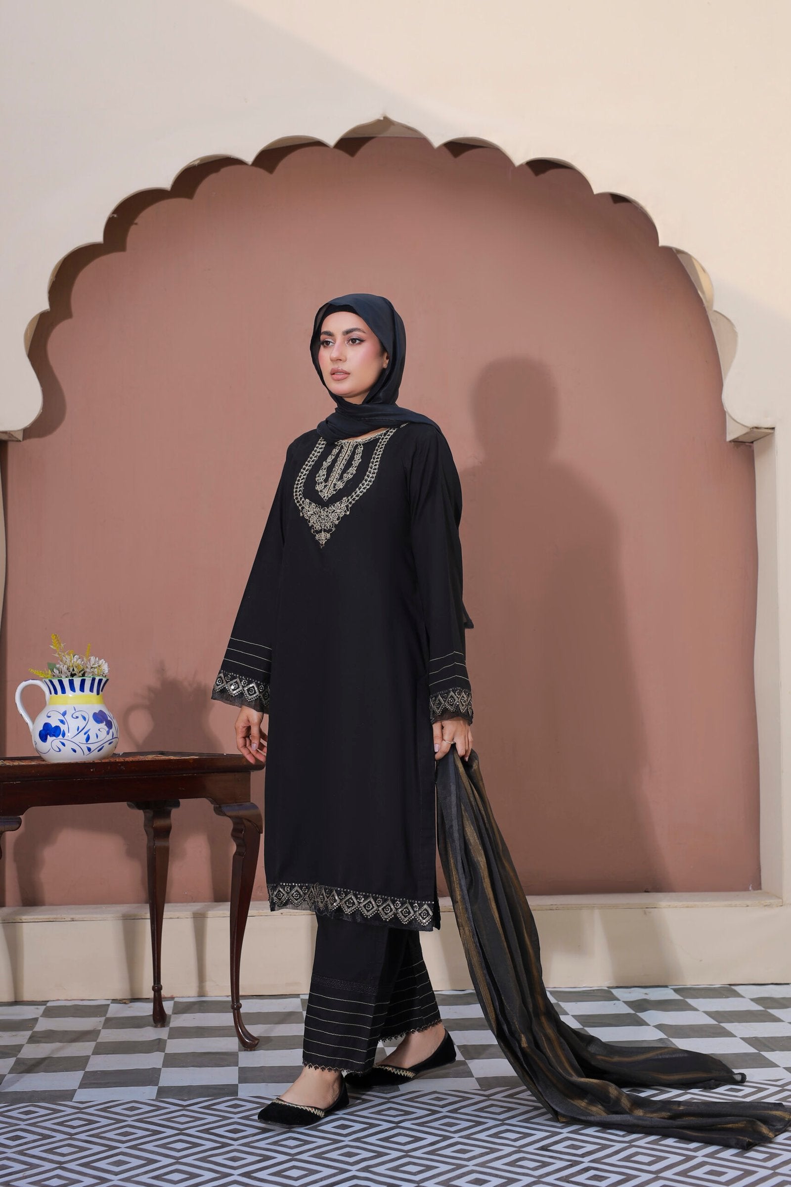 Black Cotton 3PC Suit with Doria Dupatta & Hijab by Bint-e-Habib - Rang-e-Noor Summer Collection 26 image 3