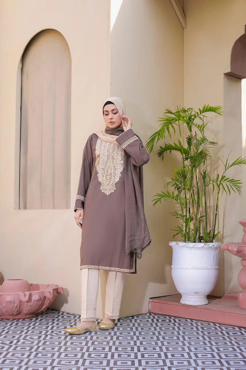 Mocha Grace Ensemble by Bint-e-Habib - Rang-e-Noor Summer Collection 26 image 5