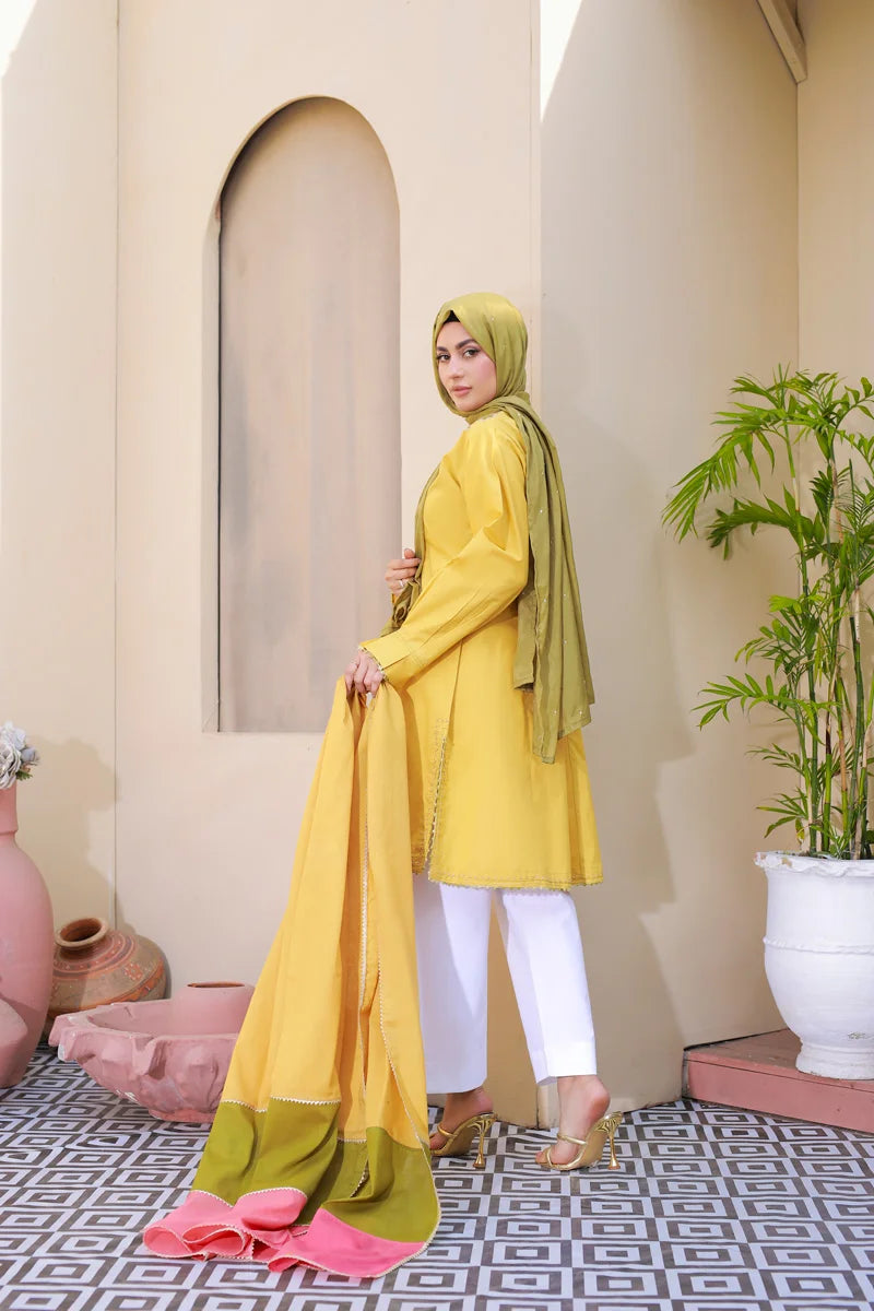 Mustard Radiance: A Three-Piece Color-Block Ensemble